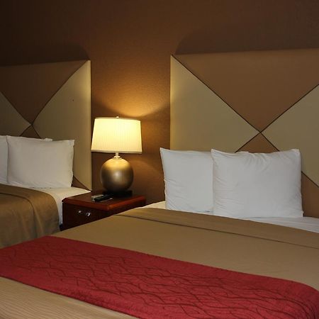 Econo Lodge Oskaloosa Esterno foto