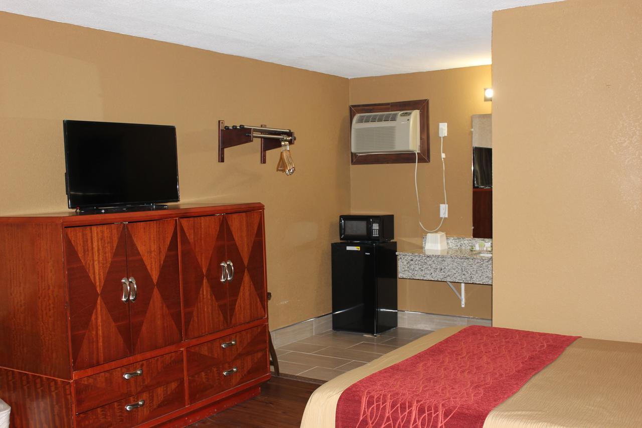 Econo Lodge Oskaloosa Esterno foto