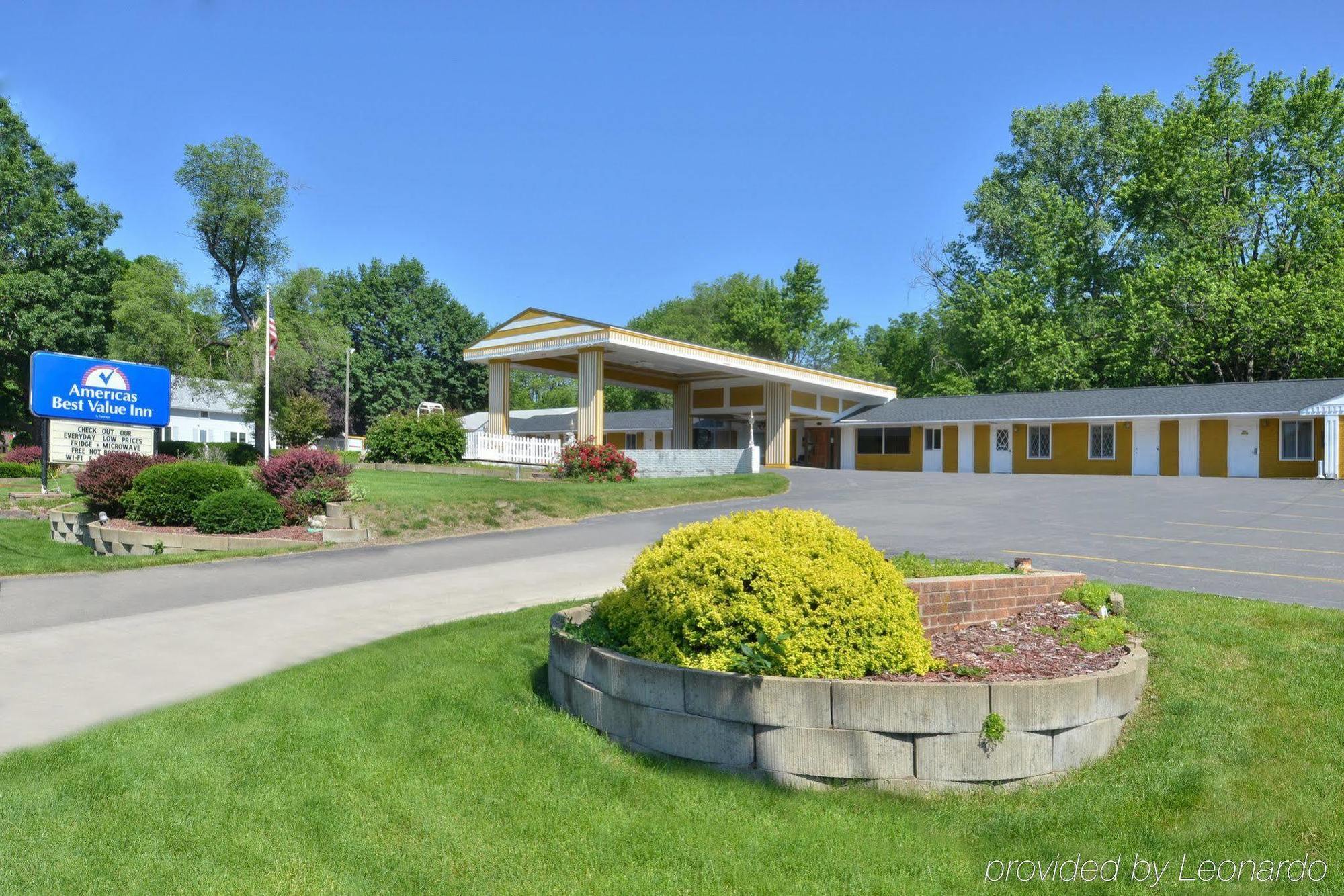 Econo Lodge Oskaloosa Esterno foto